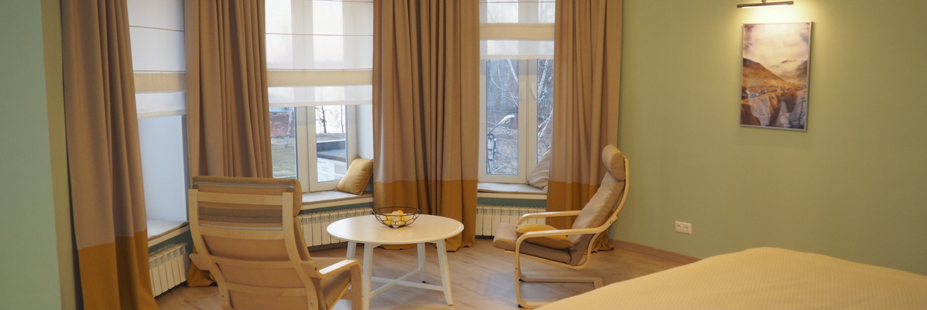 V Tsentre S Vidom Na Volgu Apartments, Uglich — photo 1
