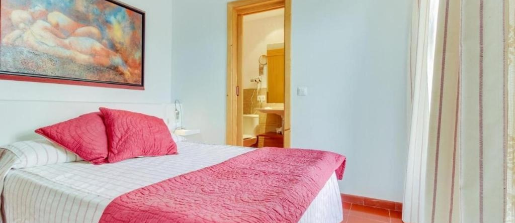 Villa In Consell With Private Pool, Air Conditioning And Wifi, Консель — фото 1