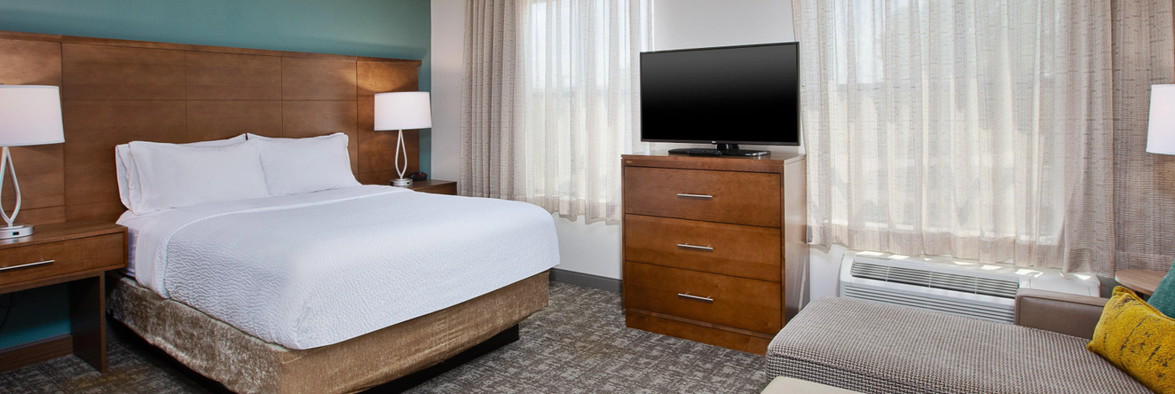 Staybridge Suites Auburn Hills by IHG, 奥本希尔斯 — 照片 1