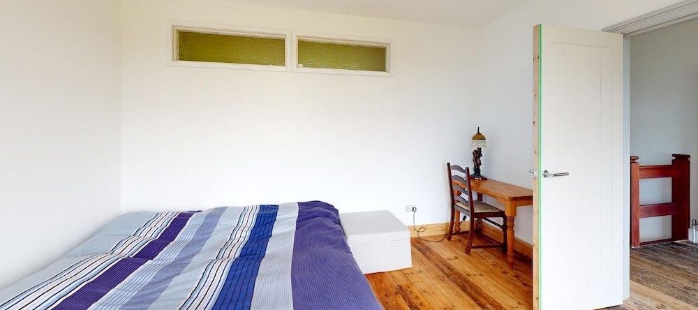 Large Family Home 23 min to Beach and New Forest, 布兰福德福勒姆 — 照片 1