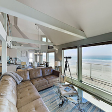 Spectacular Oceanfront Chateau Steps To Beach 3 Bedroom Home, Oceanside — photo 2
