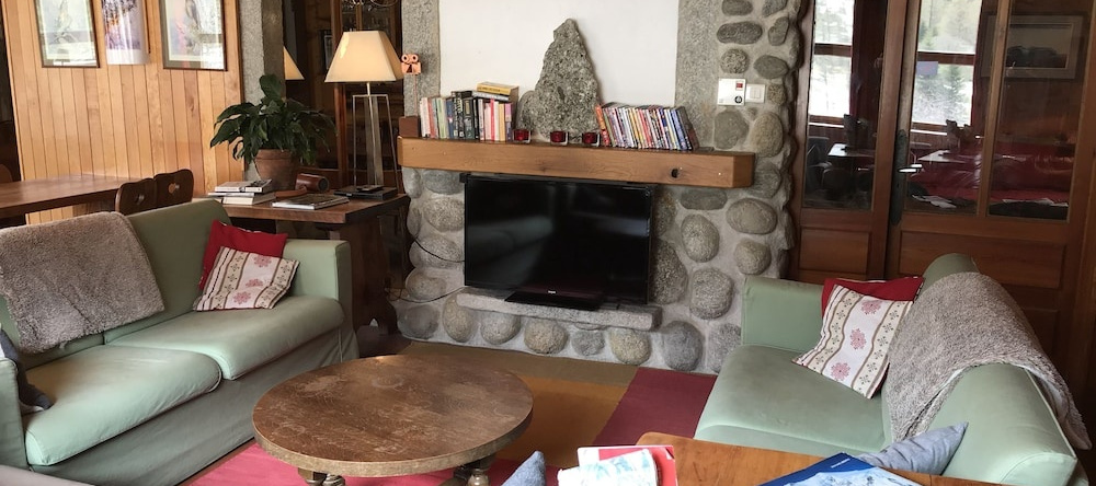Bellevue Alpine Lodge, 勒库托 — 照片 1
