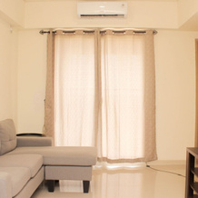 Warm And Cozy Living 3Br At Meikarta Apartment, Сибату — фото 2