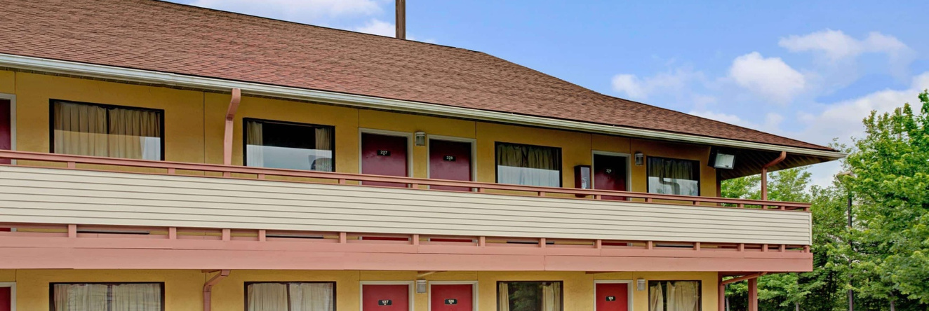 Super 8 By Wyndham Cincinnati/Springdale Oh, Спрингдейл — фото 1