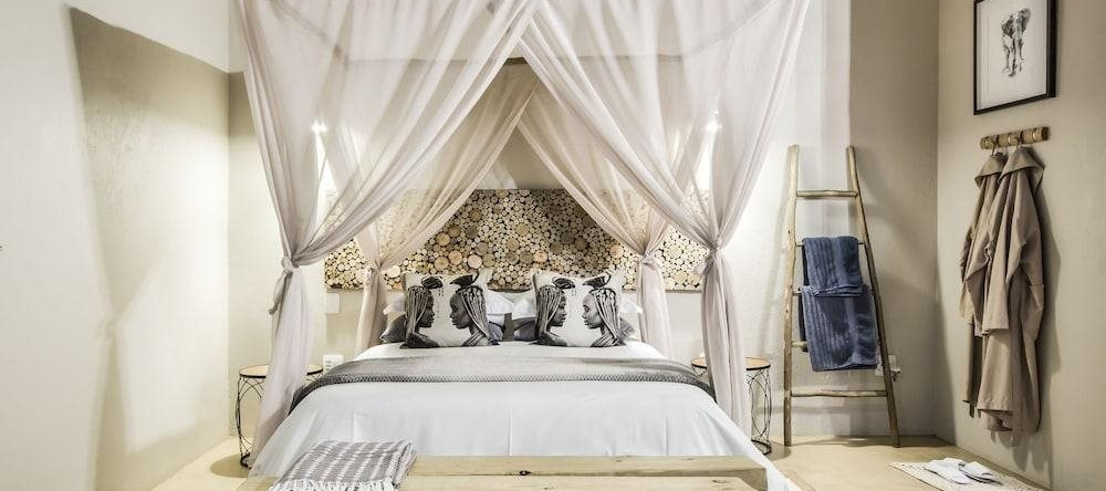 Kruger Sunset Lodge - living with lions, Kruger National Park — photo 1