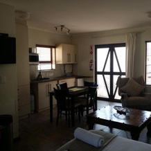 12 on Beach Guest House, 萨尔达尼亚 — 照片 4