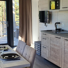 Kottedzh Chernichny Sklon Small House Private house, 索斯诺夫斯基耶戈尔基 — 照片 2