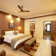 Aacorn Hideaway Resort & Spa, 奈尼塔尔 — 照片 2