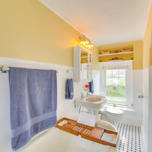 Rockland Home w/ Deck 5 Mins to Historic Downtown!, 罗克兰 — 照片 5