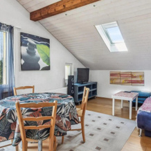 Appartement Dans La Maison Familiale Près Du Lac De Morat-Murten-Fribourg-Ch, Мерлах — фото 3