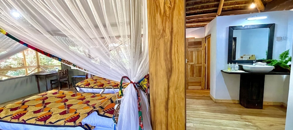 Njia Panda Tented Lodge And Campsite, Карату — фото 1