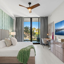Harbor Island Beach Club - Luxury Waterfront Apartments with Views Pool Dock Private Beach Access, 墨尔本海滩 — 照片 4