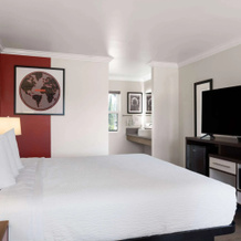 Ramada by Wyndham San Diego Poway Miramar, 波韦 — 照片 4