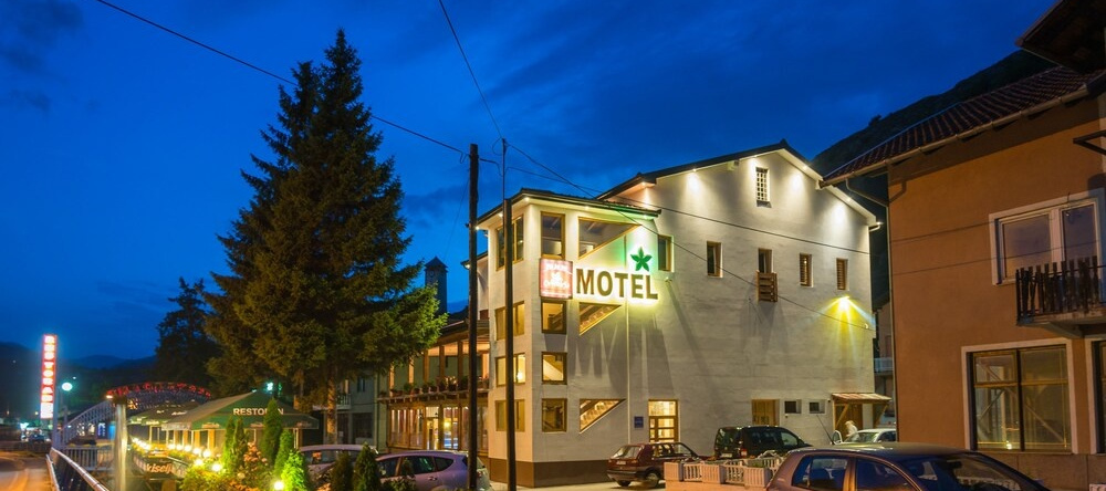 Motel Orhideja, Travnik — photo 1
