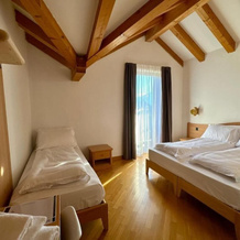 Hc Hotel Garni Room And Apartment, Фавер — фото 3