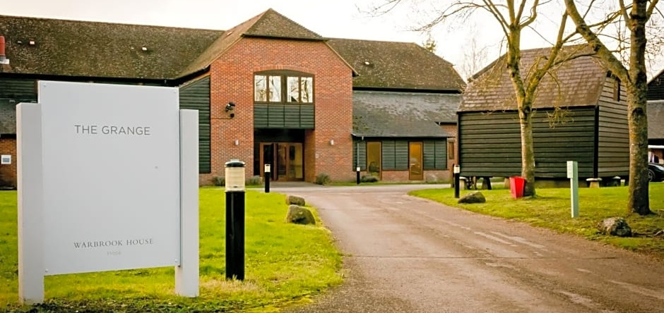 The Grange on Warbrook Estate, 埃弗斯利 — 照片 1