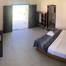 Balong Balong Surf Bungalows, Sekongkang — photo 3