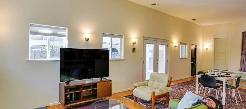1 Mi to City Plaza: Family-friendly Chico Home, 奇科 — 照片 1