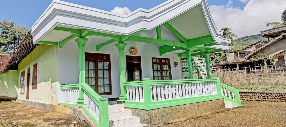 Hotel O Desa Wisata Pandean, Trenggalek — photo 1