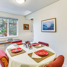 2 Mi to University of Oregon: Pet-friendly Abode, Eugene — photo 5