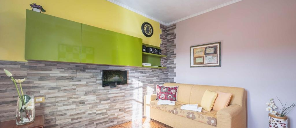 Alpi Apuane Panoramic Apartment, 博尔盖托迪瓦拉 — 照片 1