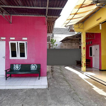 Spot on 2106 Homestay Flamboyan, 普尔巴灵加 — 照片 5