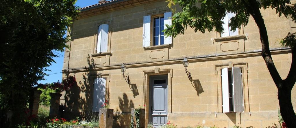 La Maison De..., Espiet — photo 1