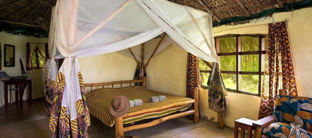 Selous River Camp, 姆洛卡 — 照片 1