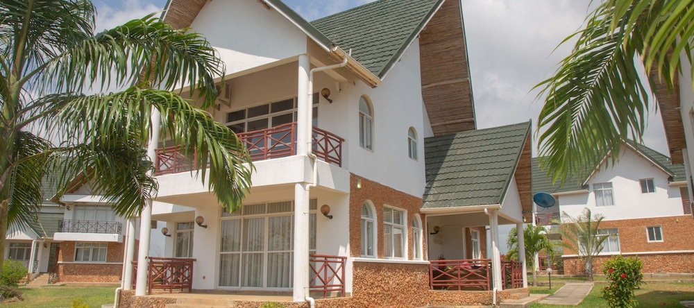 Charming 3 Bedroom House In Diani Beach, Галу — фото 1