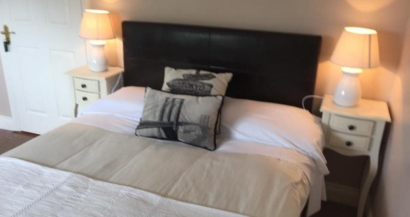Laburnum Lodge, Tullow — photo 1