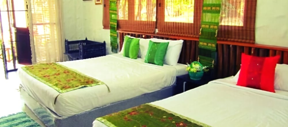 Golden Lake View Boutique Resort, 塔芒 — 照片 1