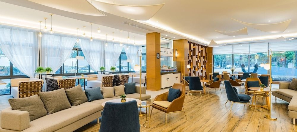 Atour Hotel High Tech Sagacious Ankang, Ankang — photo 1