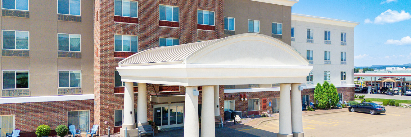Holiday Inn Express & Suites Winona by IHG, 威诺纳 — 照片 1