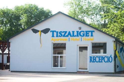Tiszaligeti Motel & Camping, 索尔诺克 — 照片 1