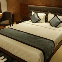 Alaukik Hotel, 希尔迪 — 照片 3