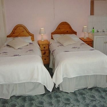 Waiten Hill Farmhouse B&B, Fairford — photo 3