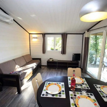 Attractive Chalet on a Hill in Monclar-de-quercy, 凯尔西地区蒙克拉尔 — 照片 3