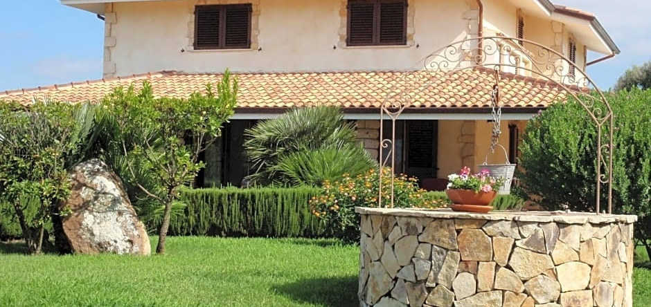 Ajò sardinia, Olmedo — photo 1