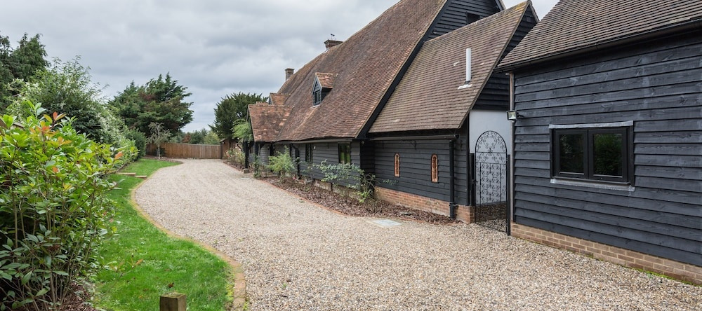 The Tithe Barn, Reading — photo 1
