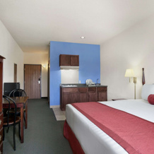Days Inn & Suites By Wyndham Romeoville, Ромеовилль — фото 2
