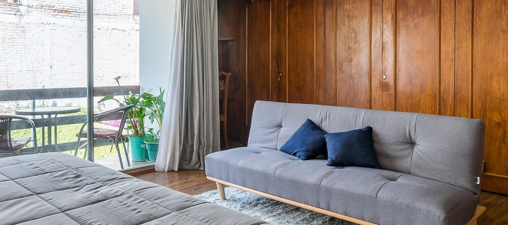 JUUB 1 private bedroom at the north of the city, 瑙卡尔潘德华雷斯 — 照片 1