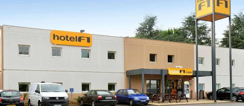 Hotelf1 Blois Nord, 布卢瓦 — 照片 1