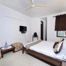 Qualified Hospitality 101, Нью-Дели — фото 5