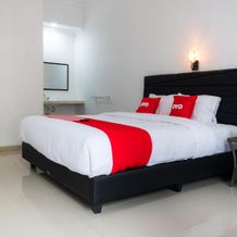 OYO 2169  Anugrah Bromo Homestay, 托萨里 — 照片 3