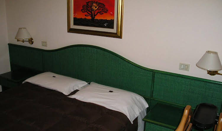 Hotel Carla, Recoaro Terme — photo 1