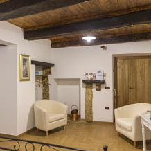 Apartment With one Bedroom in Arce, With Wonderful City View, Balcony and Wifi, Arce — photo 4