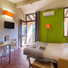 Belambra Clubs La Colle-sur-Loup - Les Terrasses De Saint-Paul De Vence, 拉科勒叙尔卢 — 照片 2