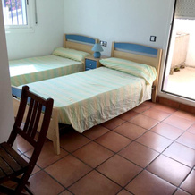 Apartment With 3 Bedrooms in Alcanar, With Wonderful Mountain View, Shared Pool, Enclosed Garden Near the Beach, 阿尔卡纳尔 — 照片 2