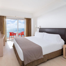 Hotel Cristina by Tigotan Las Palmas - Adults Only, Las Palmas de Gran Canaria — photo 2