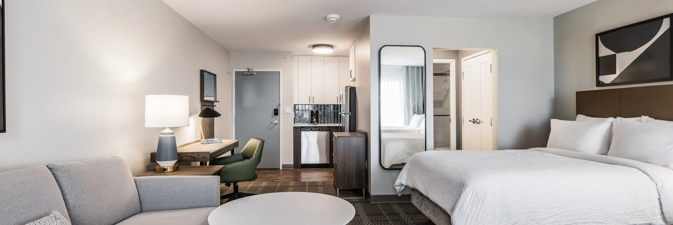 Staybridge Suites Dawson Creek By Ihg, Доусон-Крик — фото 1